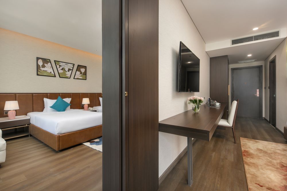 Premium triple balcony