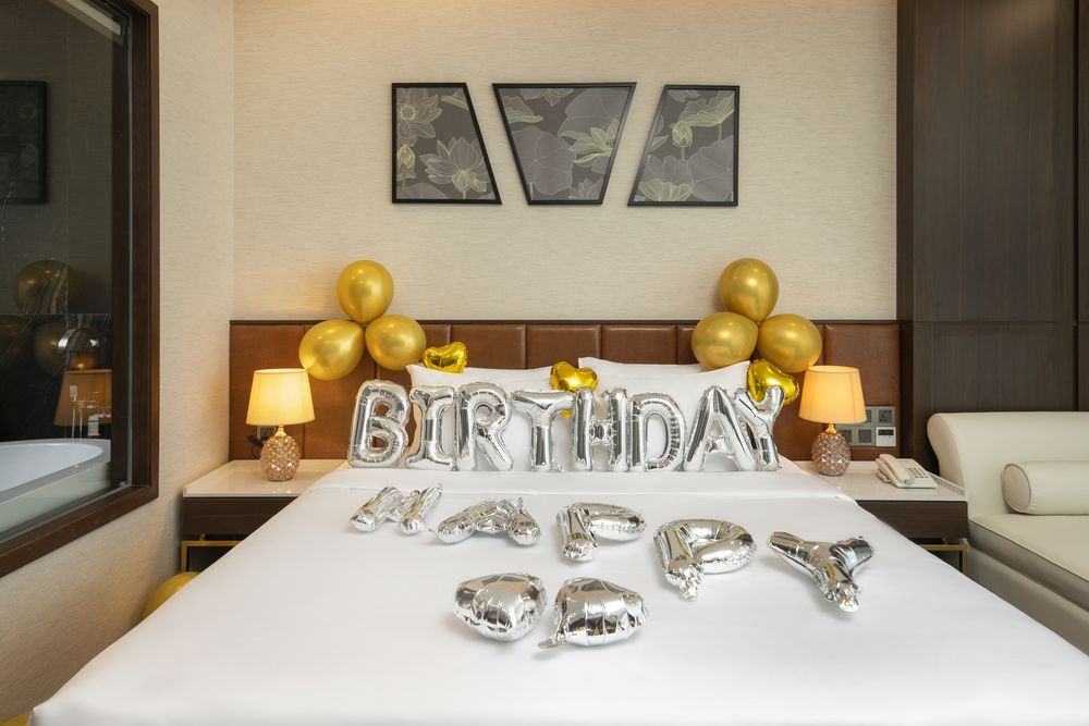 Suite Bathtub Balcony